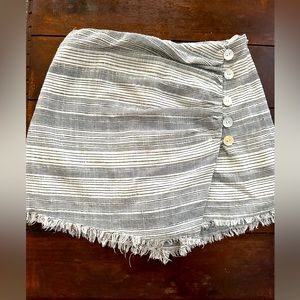 White striped cotton skort